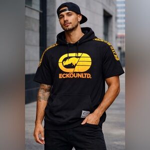 Ecko unlimited Men’s Short Sleeve shirt Hoodie size large black yellow